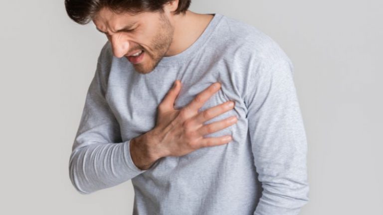 Doenças cardiovasculares: sinais de alerta, fatores de risco e hábitos para manter o coração saudável