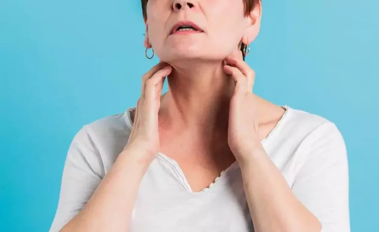 Você conhece o Câncer de Cabeça e Pescoço? Entenda quais são os sintomas e a importância do diagnóstico precoce!