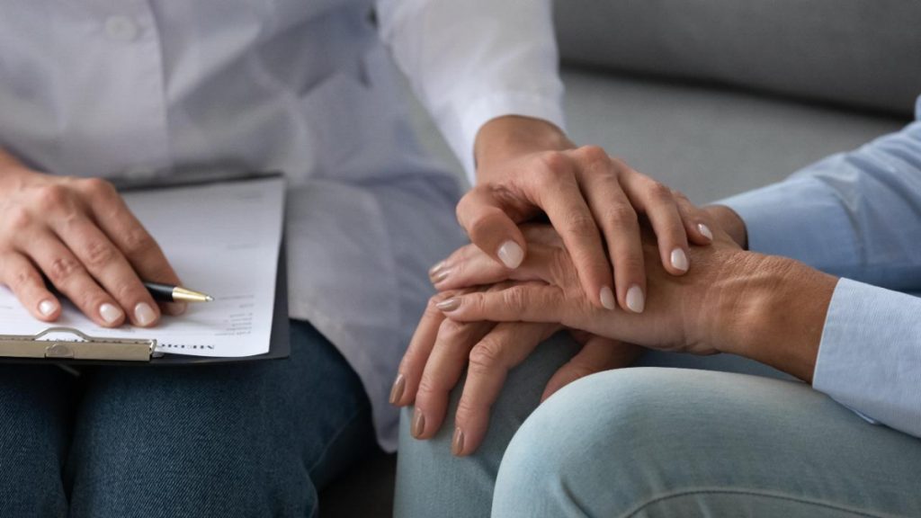 Quando procurar um psicólogo? Sinais de alerta para cuidar da saúde mental